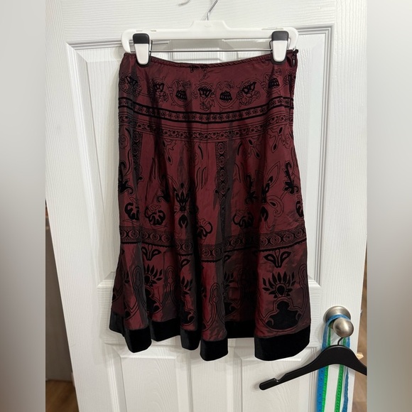 MSK Burgundy Black Flocked Velvet A-Line Skirt Women’s Large Style 38865 - Picture 1 of 7